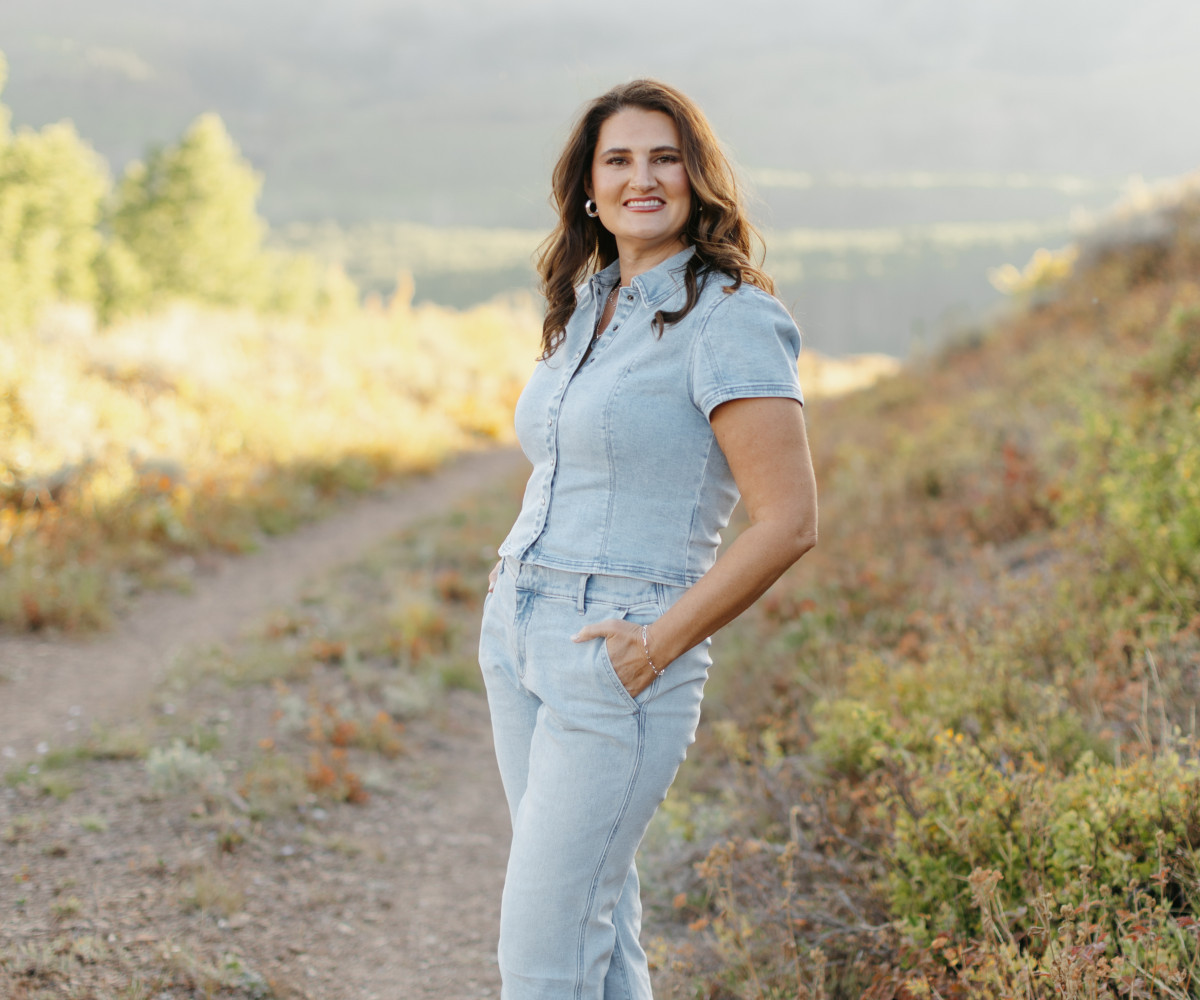Julie Hickam